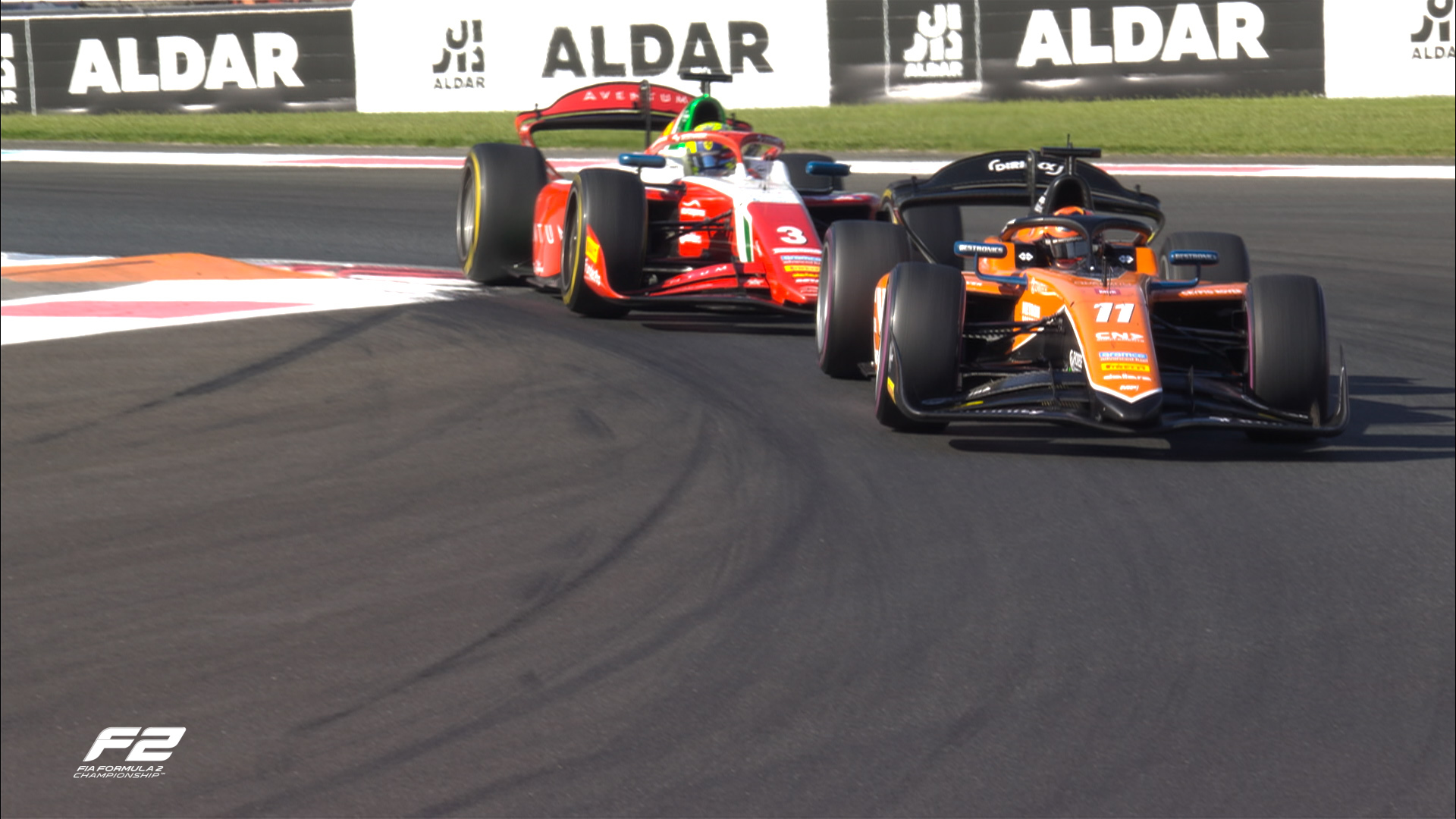 MP Motorsport's Richard Verschoor leads PREMA Racing's Oliver Bearman around the Yas Marina Circuit. Verschoor subsequently finished the 2024 Abu Dhabi F2 Feature Race P3.