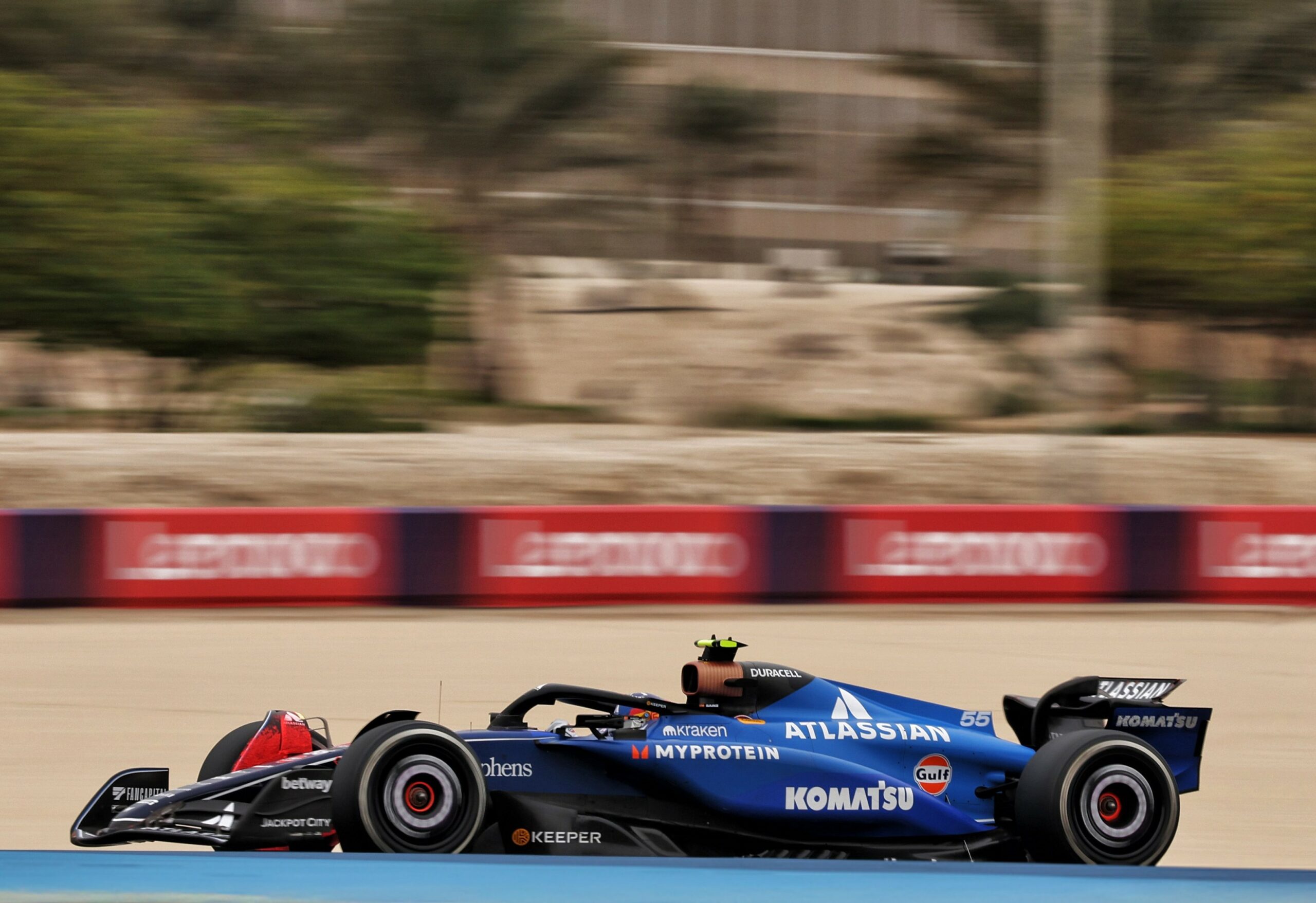 Carlos Sainz behind the wheel for Williams during F1 pre-season testing 2025