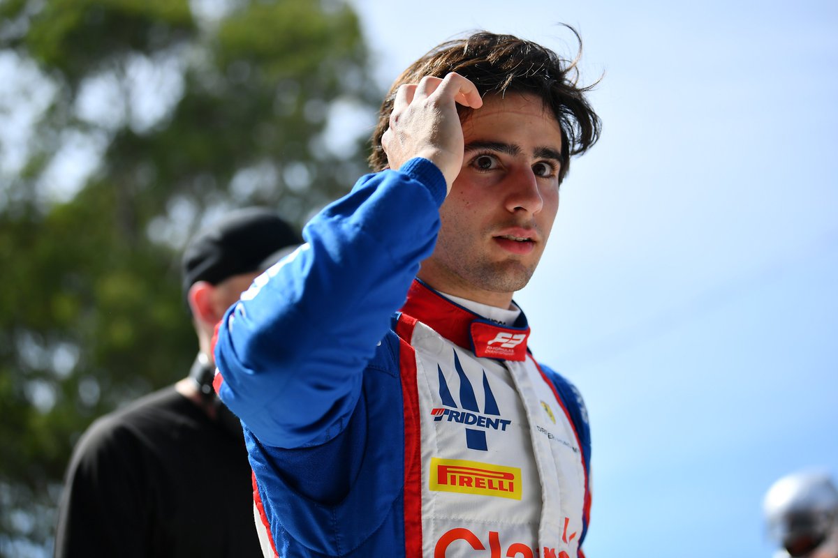 Rafael Câmara claims first pole position of 2025 F3 season after stunning performance in Melbourne.