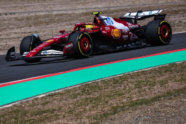 Hamilton for Ferrari in the F1 Sprint Race Chinese GP