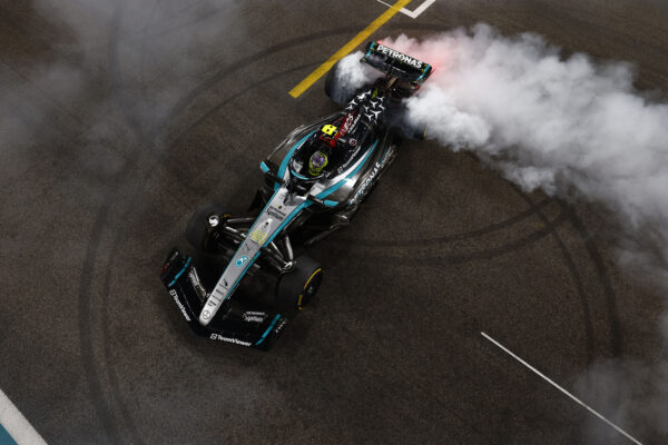 lEWIS hAMILTON 2024 Abu Dhabi Grand Prix, Sunday - LAT Images