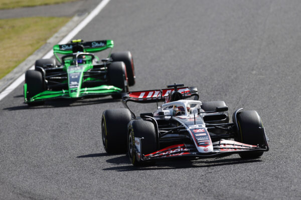 Kevin Magnussen drivin his Haas at Suzuka