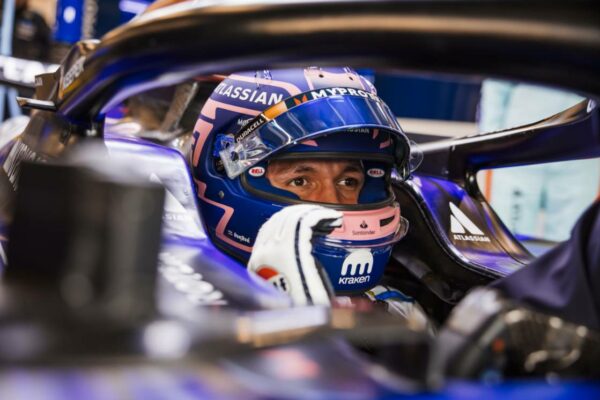 Alex Albon wants Williams Racing to be “top half of the midfield” in F1 2025